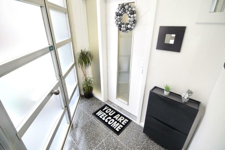 Lea Apartment - Free Parking In Front For 2 Cars Zagreb Exterior foto